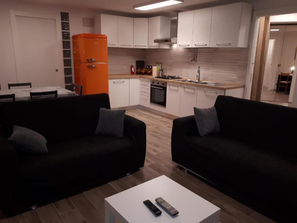Casa Leo Apartment Vasto